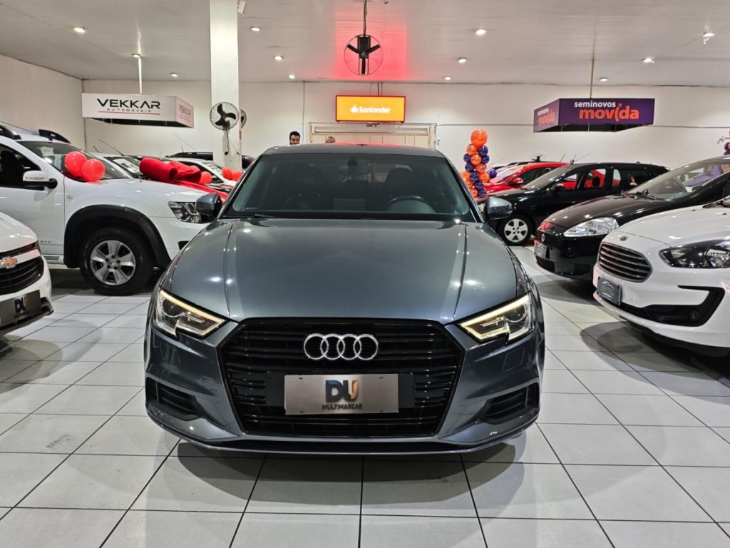 Audi A3 AMBIENTE TIPTRONIC
