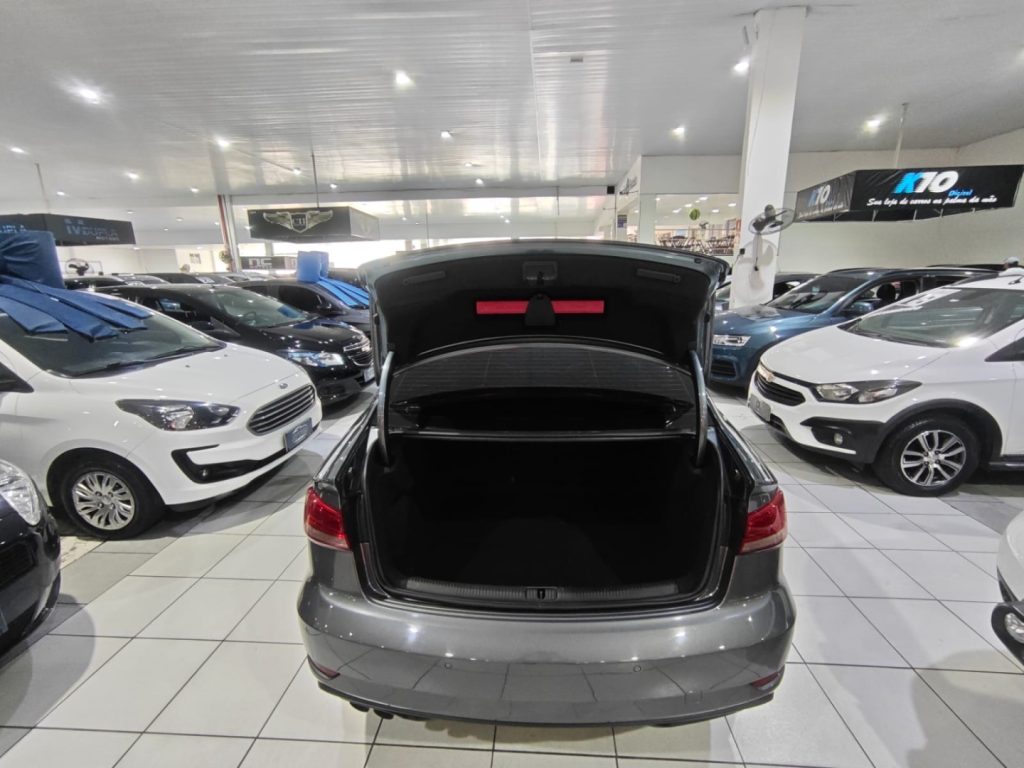 Audi A3 AMBIENTE TIPTRONIC